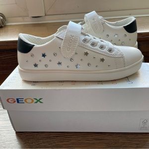 Brand New GEOX Little Kids' Kathe Low-Top Leather Sneaker Size 31EU/13US - White